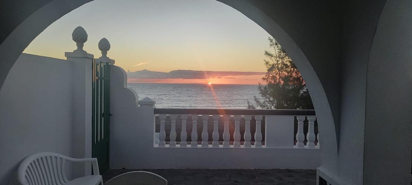 First Line Of The Beach La Garita المظهر الخارجي الصورة